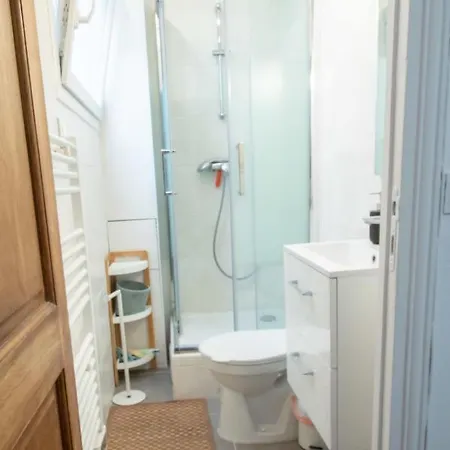 Charming Apt Near Republique Paris